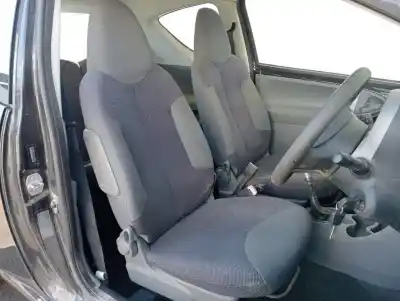 Sloopvoertuig peugeot 107 trendy van het jaar 2007 aangedreven 1kr