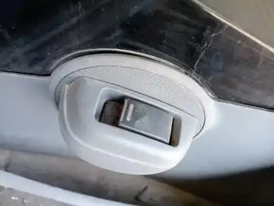 Sloopvoertuig peugeot 107 trendy van het jaar 2007 aangedreven 1kr