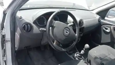 Veicolo di demolizione dacia duster ambiance 4x2 dell'anno 2010 alimentato k9k898