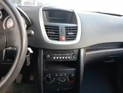 Veículo de Sucata peugeot 207 premium do ano 2007 alimentado 9hx(dv6ated4)