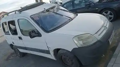 Veículo de Sucata citroen berlingo 1.4i 600 furg. do ano 2004 alimentado kfw