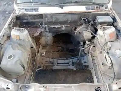 Veicolo di demolizione bmw serie 3 berlina (e30) 318i dell'anno 1987 alimentato 