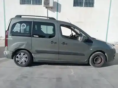 Véhicule à la ferraille citroen                                            berlingo cuadro                                                                                                                                                                                                                                            9h06                                                                                                                                                                                                                                                       de l'année 2014 alimenté 9h06