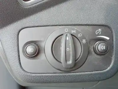 Veicolo di demolizione ford c-max edition dell'anno 2013 alimentato m1da