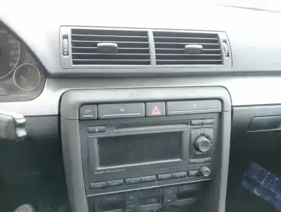 Veículo de Sucata audi a4 avant (8e) 2.0 tdi do ano 2008 alimentado bpw