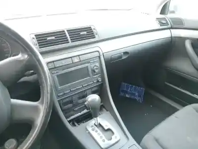 Veículo de Sucata audi a4 avant (8e) 2.0 tdi do ano 2008 alimentado bpw