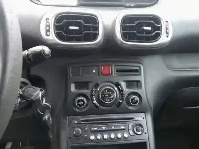 Scrapping Vehicle citroen c3 picasso sx of the year 2010 powered 9hx