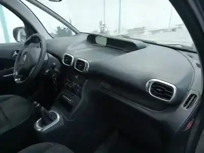 Scrapping Vehicle citroen c3 picasso sx of the year 2010 powered 9hx