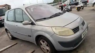 Scrapping Vehicle renault   of the year 2004 powered k4m t7