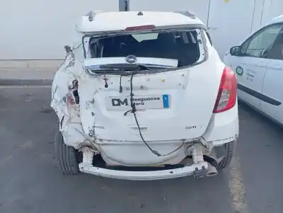 Véhicule à la ferraille opel mokka selective de l'année 2015 alimenté a17dts