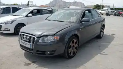 Scrapping Vehicle audi a4 b7 (8ec) 2.0 tdi 16v of the year 2005 powered blb