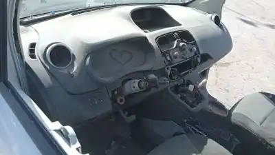 Scrapping Vehicle renault kangoo ii (f/kw0) dynamique 106 cv / 78 kw of the year 2018 powered 