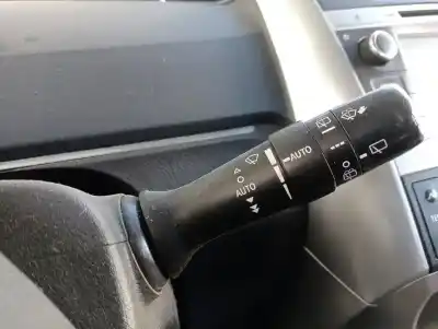 Здавання транспортного засобу toyota verso (aur2/zgr2) 2ad року 2015 потужний 2ad
