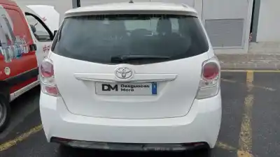 Здавання транспортного засобу toyota verso (aur2/zgr2) 2ad року 2015 потужний 2ad
