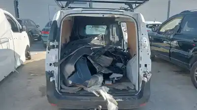 Véhicule à la ferraille renault express k9k de l'année 2022 alimenté k9k u8