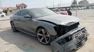 Veicolo di demolizione AUDI A5 COUPE (8T)  dell'anno 2016 alimentato CNH