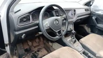 Veículo de Sucata volkswagen t-roc (a11, d11) 2.0 tdi do ano 2018 alimentado  Veículo de Sucata volkswagen t-roc (a11, d11) 2.0 tdi do ano 2018 alimentado