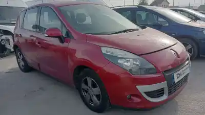 Veicolo di demolizione RENAULT SCENIC III (JZ)  dell'anno 2010 alimentato K9K G8
