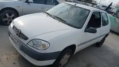 Veículo de Sucata CITROEN SAXO (S0, S1)  do ano 2001 alimentado HFX
