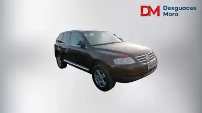 Sloopvoertuig VOLKSWAGEN TOUAREG (7LA)  van het jaar 2004 aangedreven BAC