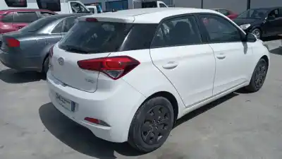 Verschrottungsfahrzeug HYUNDAI I20 (GB)  des Jahres 2017 angetrieben G4LA