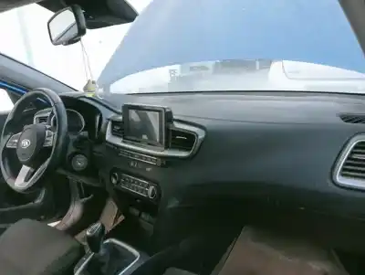 Vehicul casat kia ceed (cd) g3l al anului 2018 alimentat 