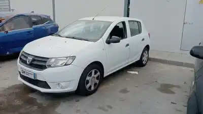 Veículo de Sucata DACIA SANDERO  do ano 2013 alimentado D4F F7