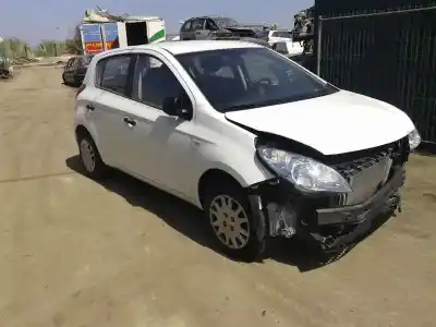 Scrapping Vehicle hyundai i20 i (pb, pbt) 1.2 of the year 2011 powered g4la