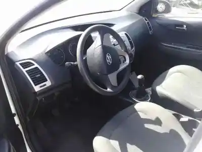 Scrapping Vehicle hyundai i20 i (pb, pbt) 1.2 of the year 2011 powered g4la