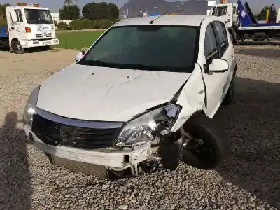 Veículo de Sucata DACIA SANDERO 1.5 dCi do ano 2010 alimentado K9K 87