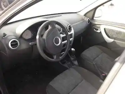 Veicolo di demolizione dacia sandero 1.5 dci dell'anno 2010 alimentato k9k 87