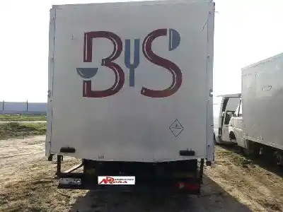 Sloopvoertuig nissan atleon nissan atleon van het jaar 2006 aangedreven b440