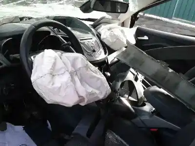 Scrapping Vehicle ford c-max titanium of the year 2011 powered t3da