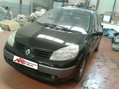 Sloopvoertuig RENAULT SCENIC II 1.5 dCi Diesel 82 CV / 60 KW van het jaar 2003 aangedreven K9K D7