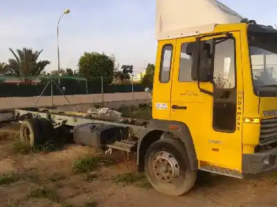 Vehicul casat volvo fl6.11 fl6.15 al anului 1998 alimentat 4td6a210