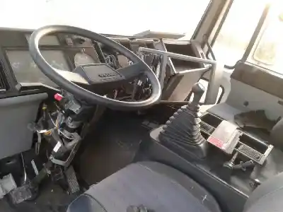 Vehicul casat volvo fl6.11 fl6.15 al anului 1998 alimentat 4td6a210