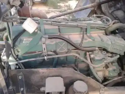 Vehicul casat volvo fl6.11 fl6.15 al anului 1998 alimentat 4td6a210