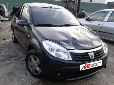 Veicolo di demolizione dacia sandero (bs_) 1.2 16v dell'anno 2011 alimentato d4f f7