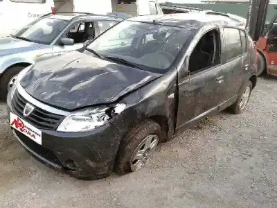 Vehicul casat DACIA SANDERO (BS_) 1.2 16V al anului 2011 alimentat D4F F7
