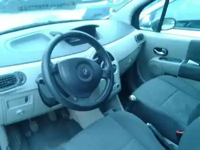 Veículo de Sucata renault modus 1.5 dci diesel do ano 2004 alimentado k9k j7