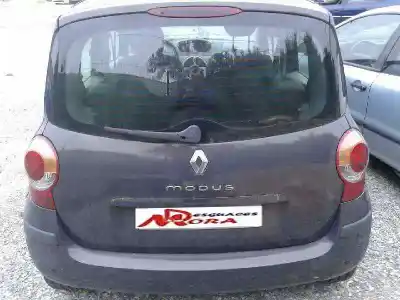 Veículo de Sucata renault modus 1.5 dci diesel do ano 2004 alimentado k9k j7