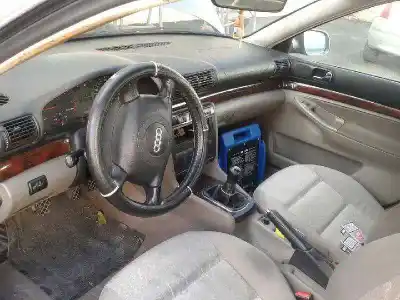 Vehicul casat audi a4 berlina (b5) 1.9 tdi al anului 2002 alimentat ahu