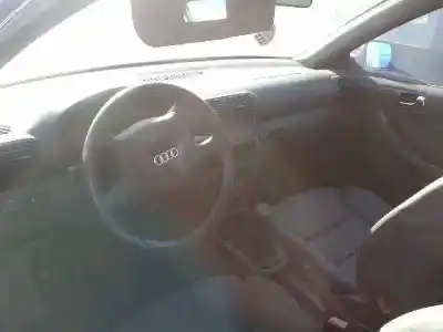 Здавання транспортного засобу audi a3 (8l) 1.6 року 2002 потужний aeh