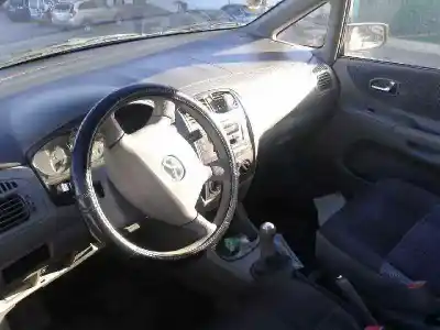 Veículo de Sucata mazda premacy (cp) 2.0 turbodiesel do ano 2000 alimentado rf