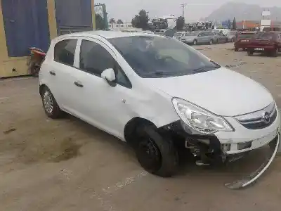 Veicolo di demolizione opel corsa d cosmo dell'anno 2012 alimentato a13dtc