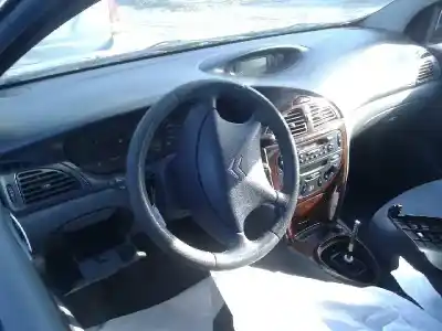 Veículo de Sucata citroen c5 berlina 2.0 hdi x do ano 2001 alimentado rhz