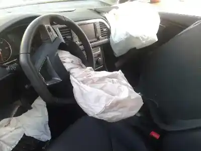 Veículo de Sucata seat leon sc (5f5) fr do ano 2016 alimentado crmb