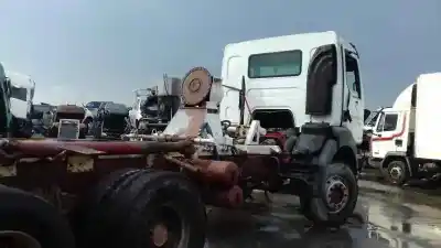 Veicolo di demolizione renault premium 420 dell'anno 1999 alimentato 