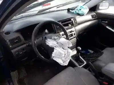 Veículo de Sucata toyota corolla (_e12_) 1.6 vvt-i (zze121_) do ano 2002 alimentado 3zz-fe