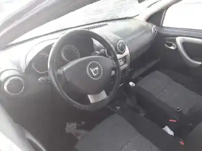 Veículo de Sucata dacia duster ambiance 4x2 do ano 2013 alimentado k9k e8